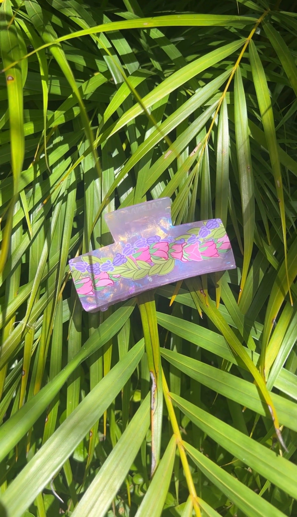 Luxe Hair Claw-Lokelani Maile Crown Flower - 💜