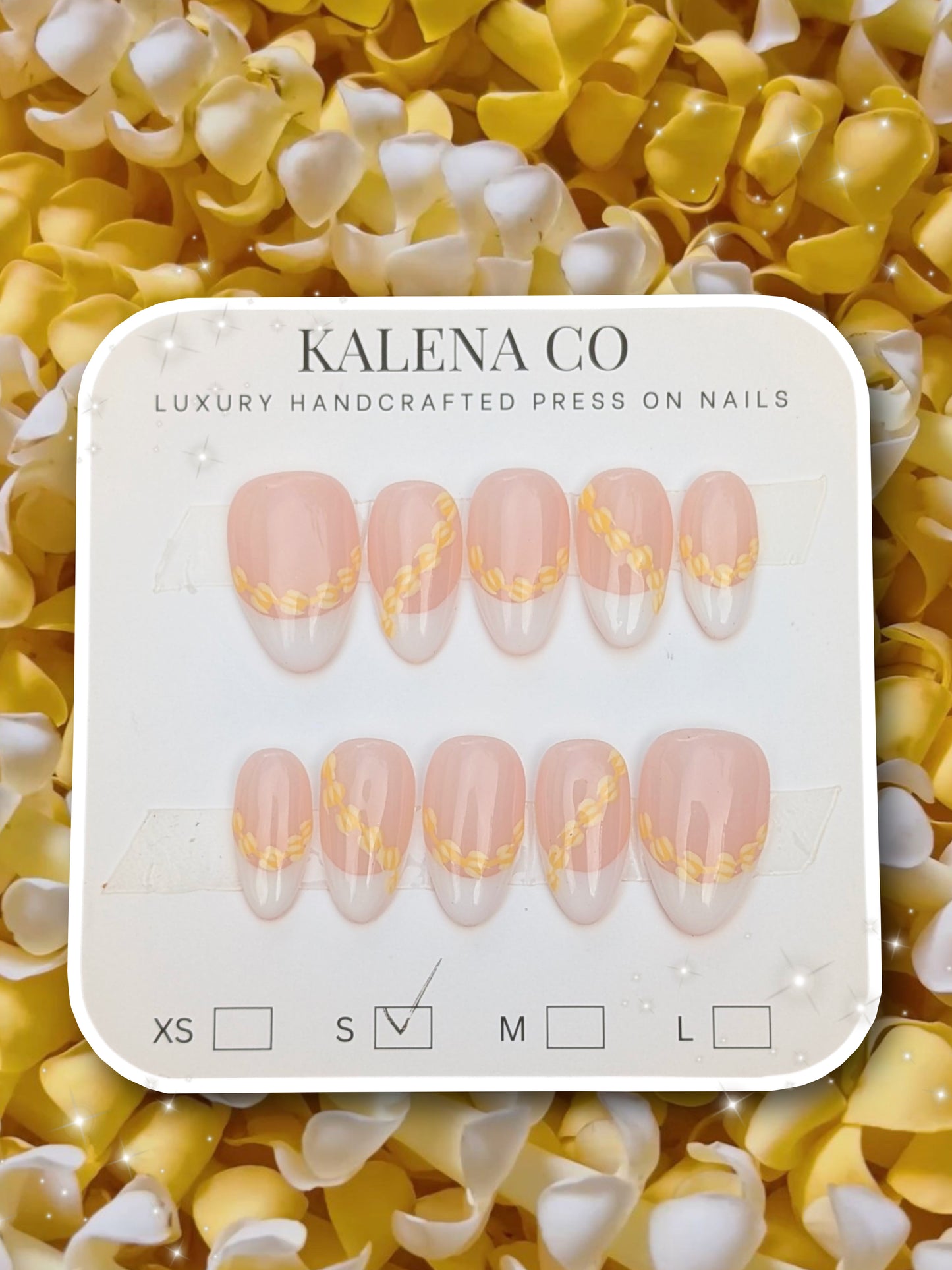 Handmade Press on Nail Set - Puakenikeni (Short Almond)