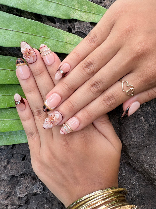 Handmade 3D Press on Nail Set - (Short) Brown Shell and Gold Bangles