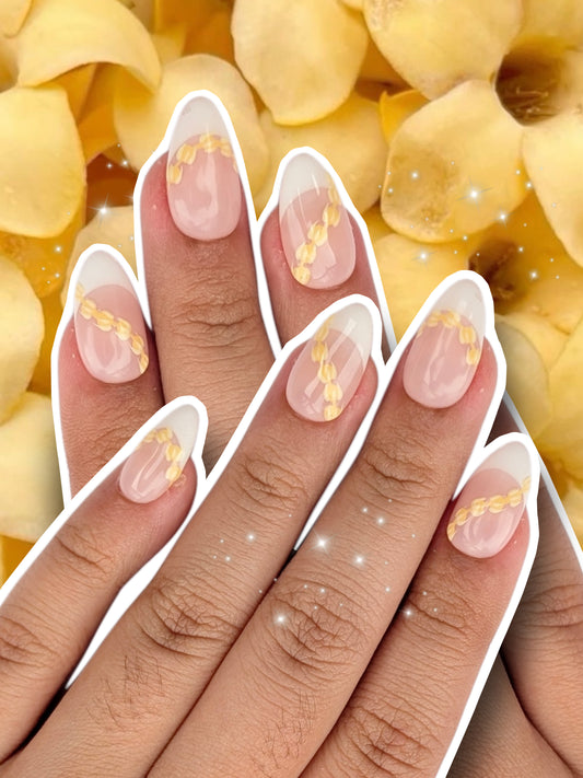 Handmade Press on Nail Set - Puakenikeni (Short Almond)